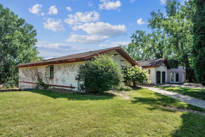 Property Photo:  8409 Bayridge Circle  MN 55438 