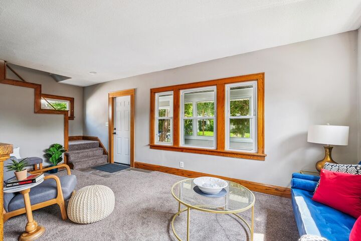 Property Photo: 3215 Knox Avenue N MN 55412