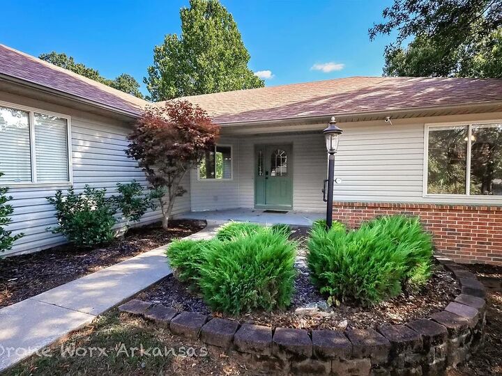 9 Piccadilly Lane  Bella Vista AR 72714 photo