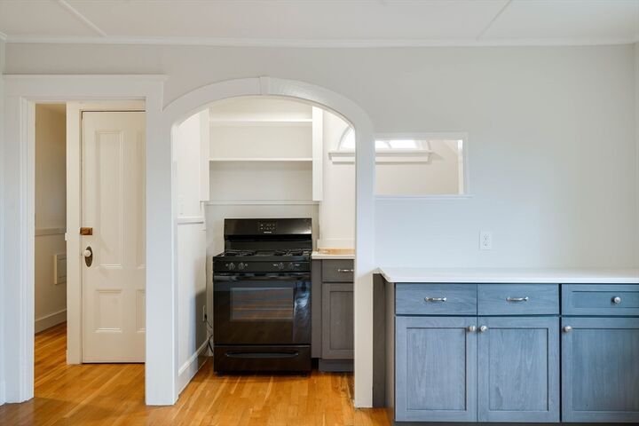 Property Photo: 11 Linden St 3 MA 01970