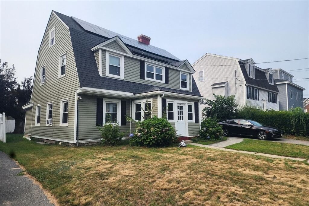Property Photo:  64 Salem St  MA 01843 