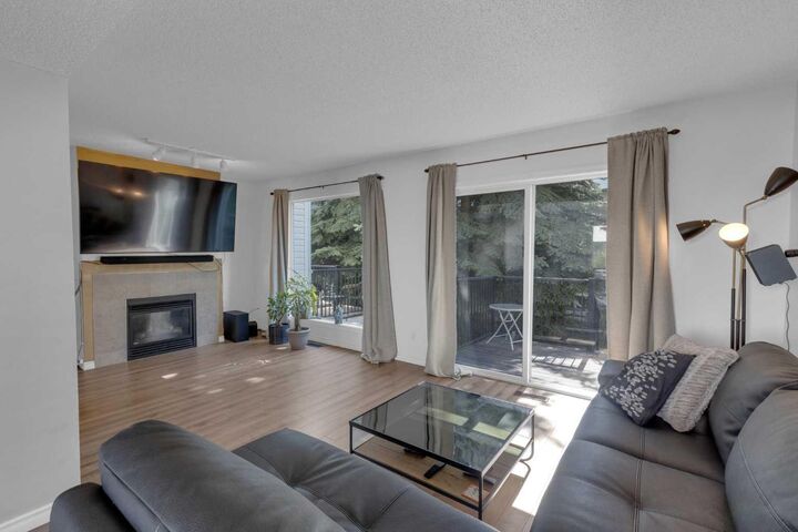 Property Photo: 200 Hidden Hills Terrace NW 19 AB T3A 6E8