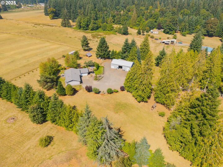 Property Photo: 38200 NE Christensen Rd WA 98629