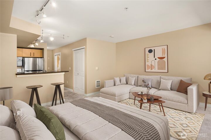 Property Photo:  108  5th Avenue S 316  WA 98104 