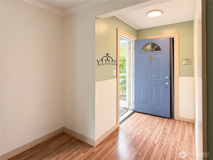 Property Photo:  2219  Virginia Avenue  WA 98201 