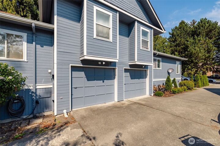 Property Photo: 524 Myrtle Street C + D WA 98257