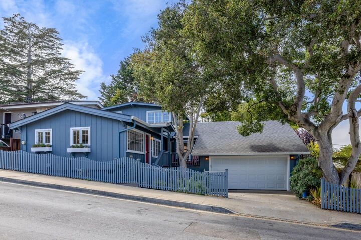 138 3rd Street  Pacific Grove CA 93950 photo