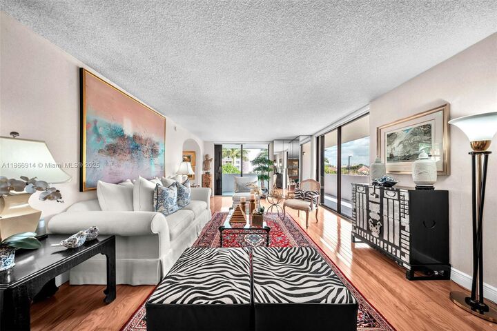 Property Photo:  600 Biltmore Way 201  FL 33134 