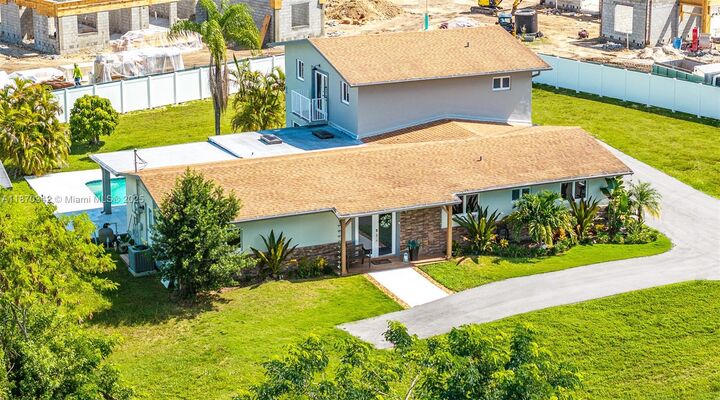 19450 SW 125th Ave  Miami FL 33177 photo