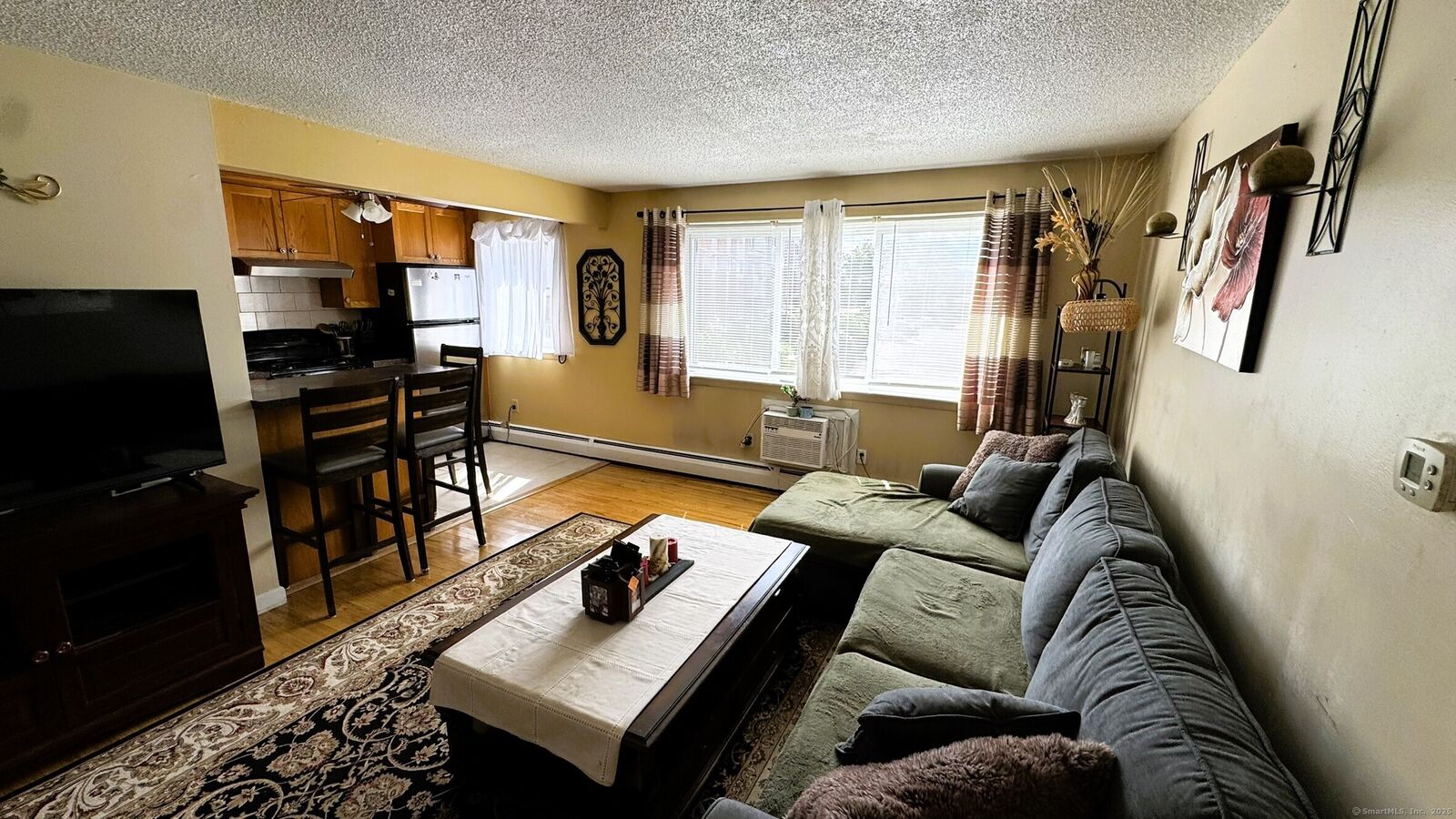 Property Photo: 90 Boardman Street Apt A2 CT 06010