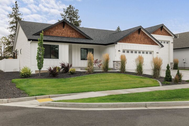 Property Photo:  25710 N Ranchette Ct  WA 99003 