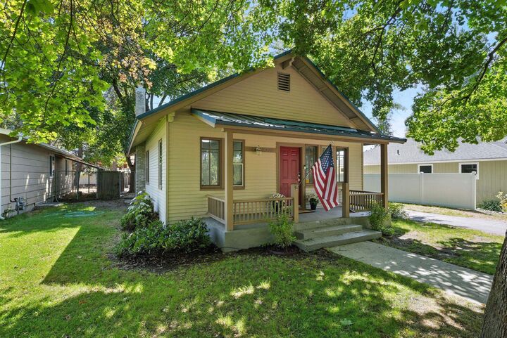 10706 N Nelson St  Spokane WA 99218 photo