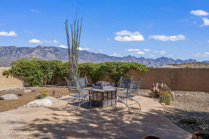 Property Photo: 63719 E Whispering Tree Lane AZ 85739