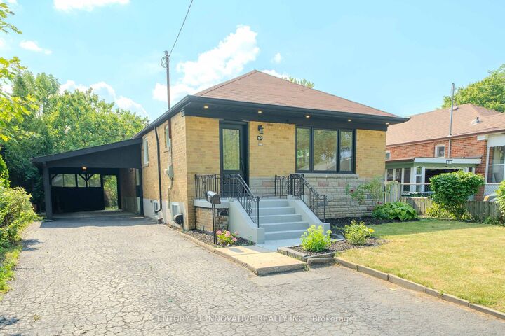 Property Photo:  57 Leahann Drive Main Floor  ON M1P 1B8 