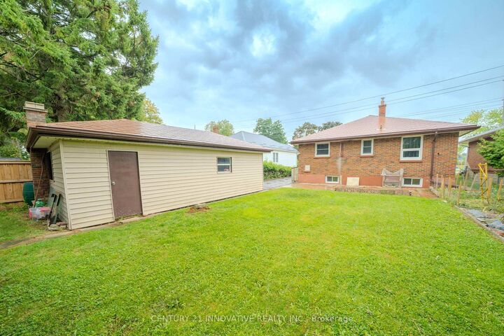 Property Photo:  179 Harmony Road N Basement  ON L1G 6L4 