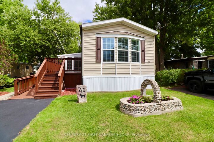 Property Photo:  3100 Dorchester Road 41  ON N0L 1G5 