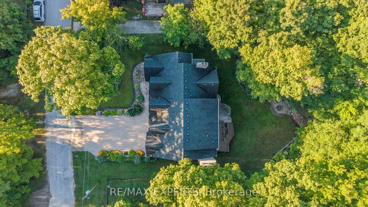 Property Photo: 431 Manley Crescent ON N0H 2G0
