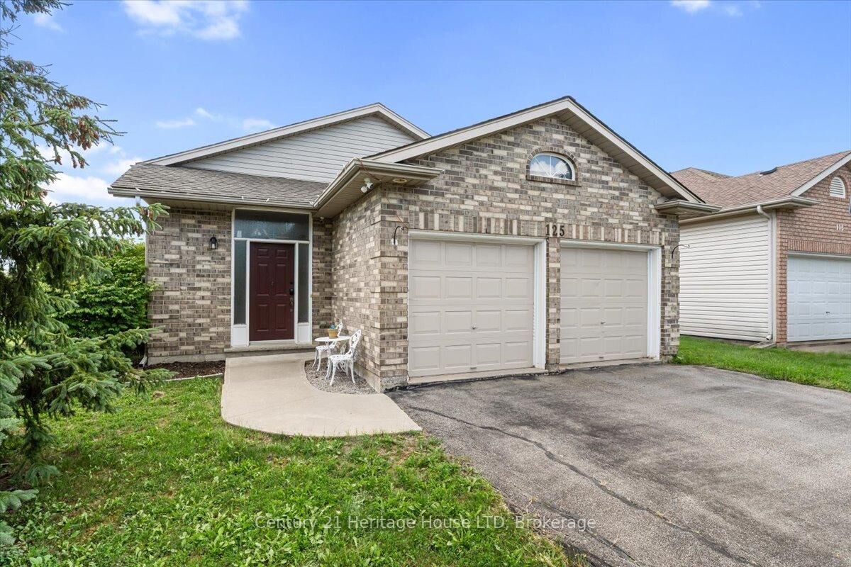 Photo de la propriété: 125 Gretel Place ON L3C 7H5