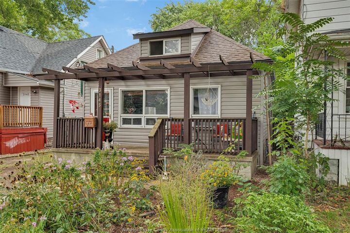Property Photo:  3145 Donnelly  ON N9C 1M3 