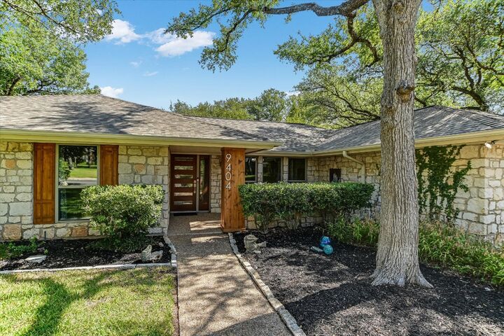 Property Photo: 9404 Topridge Drive TX 78750