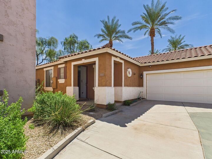 6334 S Blake Street  Gilbert AZ 85298 photo