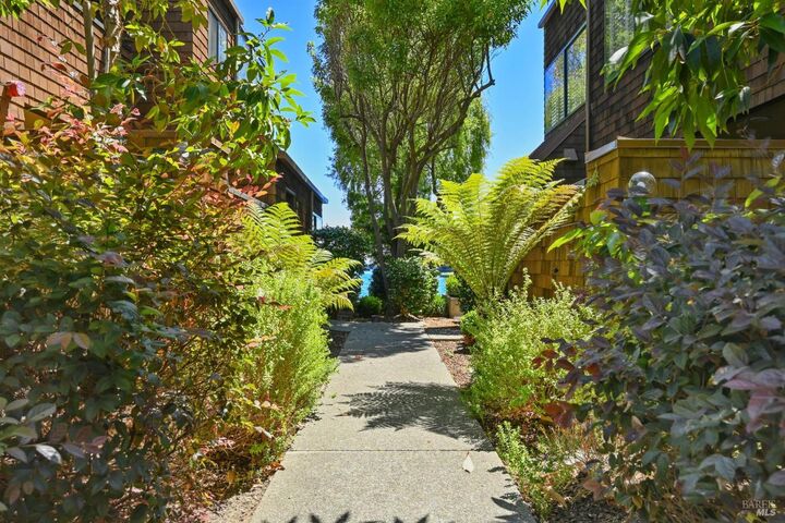 Property Photo:  24 Lagoon Vista  CA 94920 