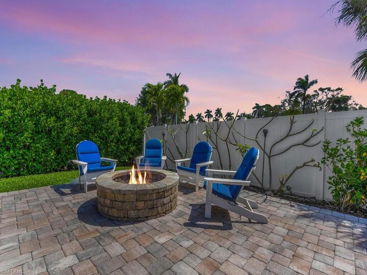 Property Photo: 6923 Old Whiskey Creek Dr FL 33919