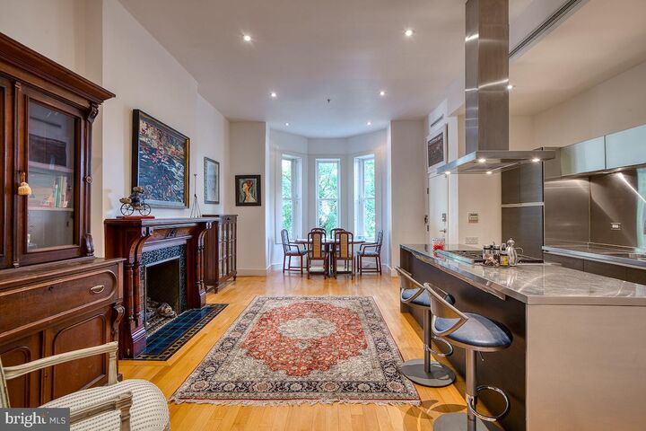 Property Photo: 1516 R Street NW 2 DC 20009