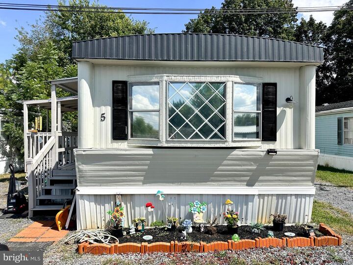 Property Photo: 5159 E Trindle Road 5 PA 17055