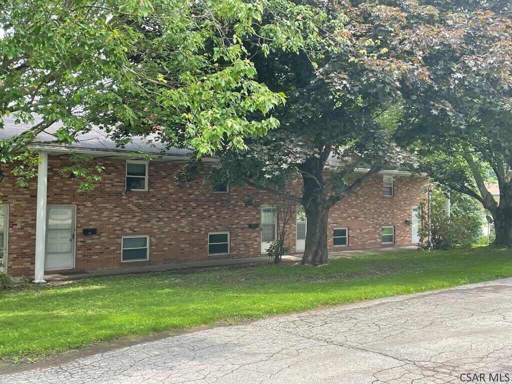 Property Photo: 2855 R Apt B Bedford Street Apt B PA 15904