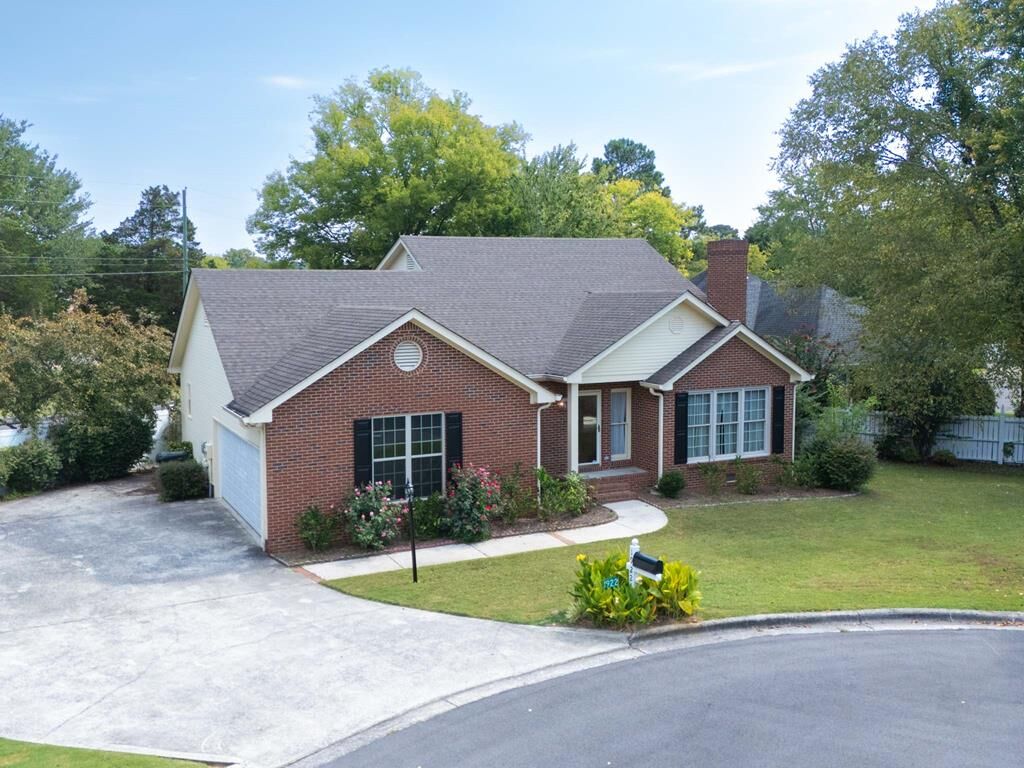Property Photo: 1922 Fairfield Drive GA 30720