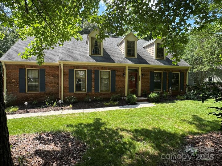 1010 Thornsby Lane  Matthews NC 28105 photo