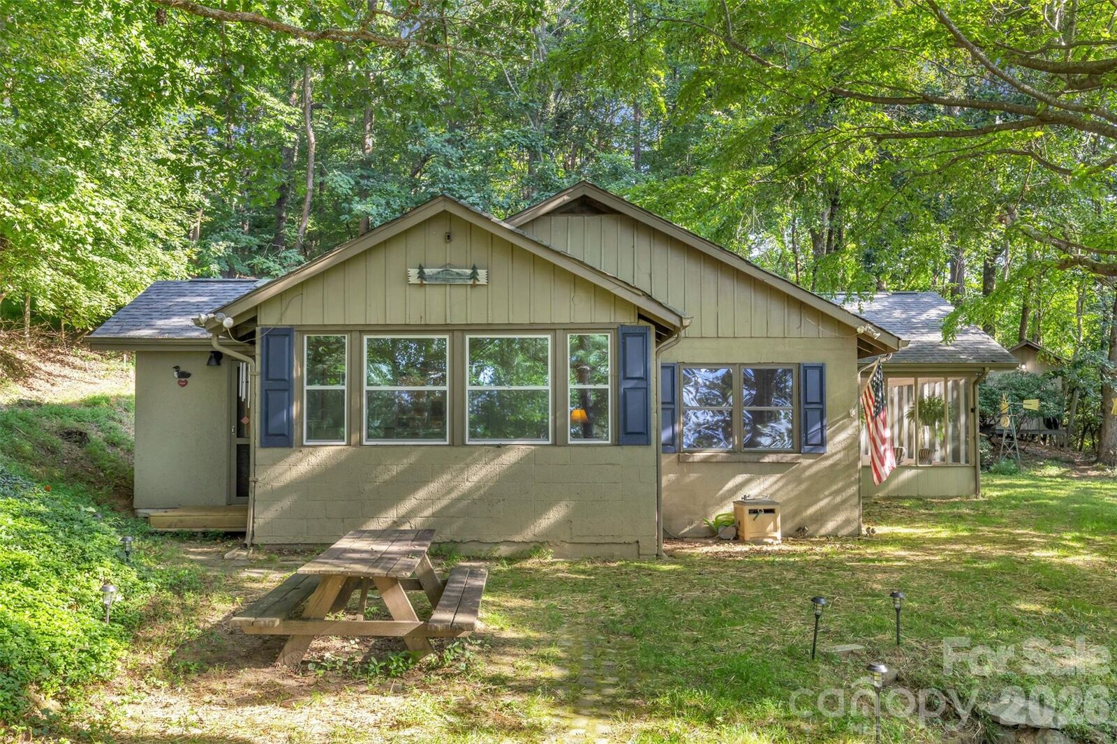 Property Photo:  3605 Skyuka Mountain Road  NC 28722 