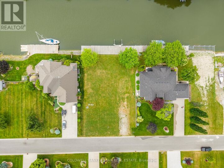 Photo de la propriété:  19120 Crest River Avenue  ON N0P 2L0 