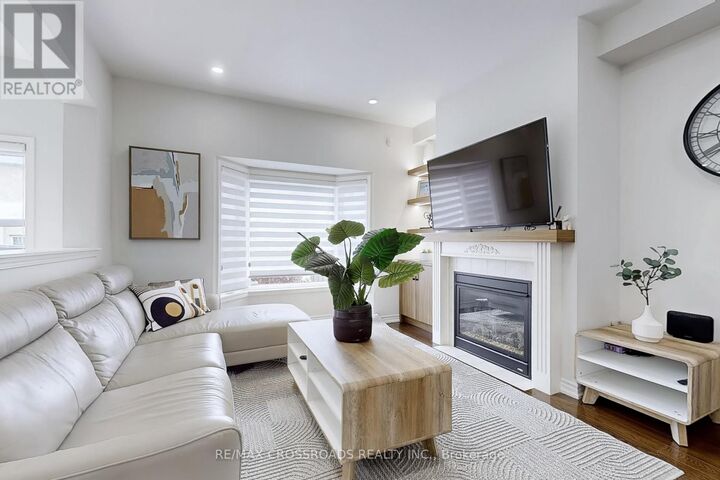 Photo de la propriété:  4262 Vivaldi Road  ON L7M 0N4 