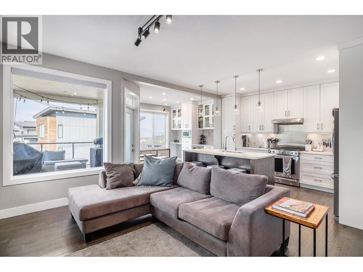 Photo de la propriété:  1156 Frost Road  BC V1W 5M1 