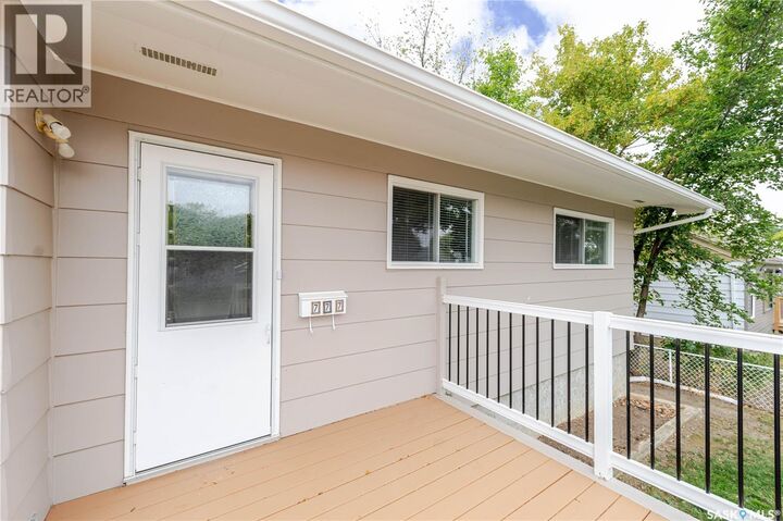 Property Photo:  777 Hochelaga Street E  SK S6H 0P9 