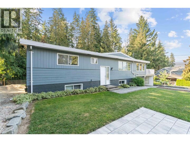 Property Photo:  3280 28 Avenue Northeast  BC V1E 3G1 