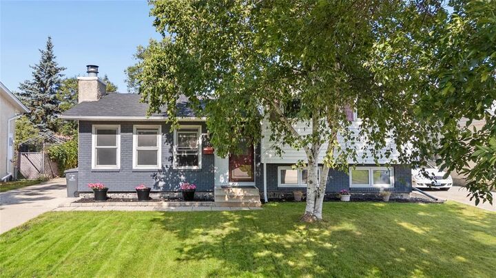 127 Regatta Road  Winnipeg MB R2G 2Y7 photo