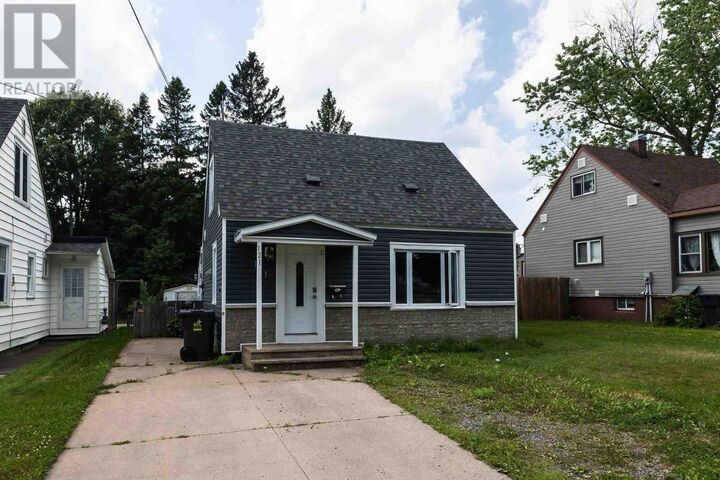 121 Brien Ave  Sault Ste. Marie ON P6B 2Y7 photo