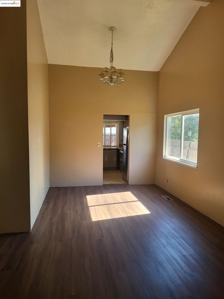 Property Photo:  3021 Greenhall Way  CA 94509 