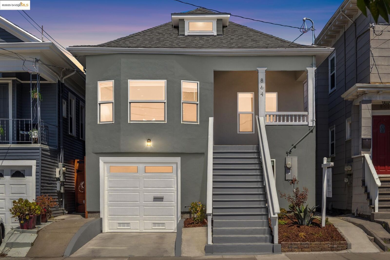 Property Photo:  864 Arlington Ave  CA 94608 