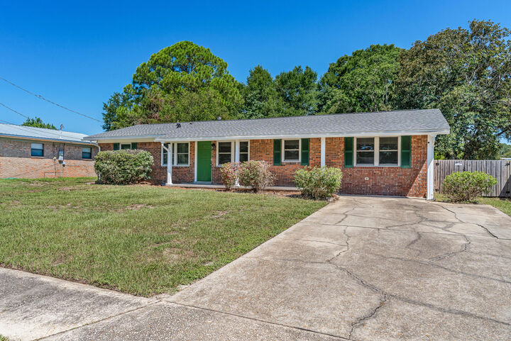 Property Photo: 164 Marcia Drive FL 32569