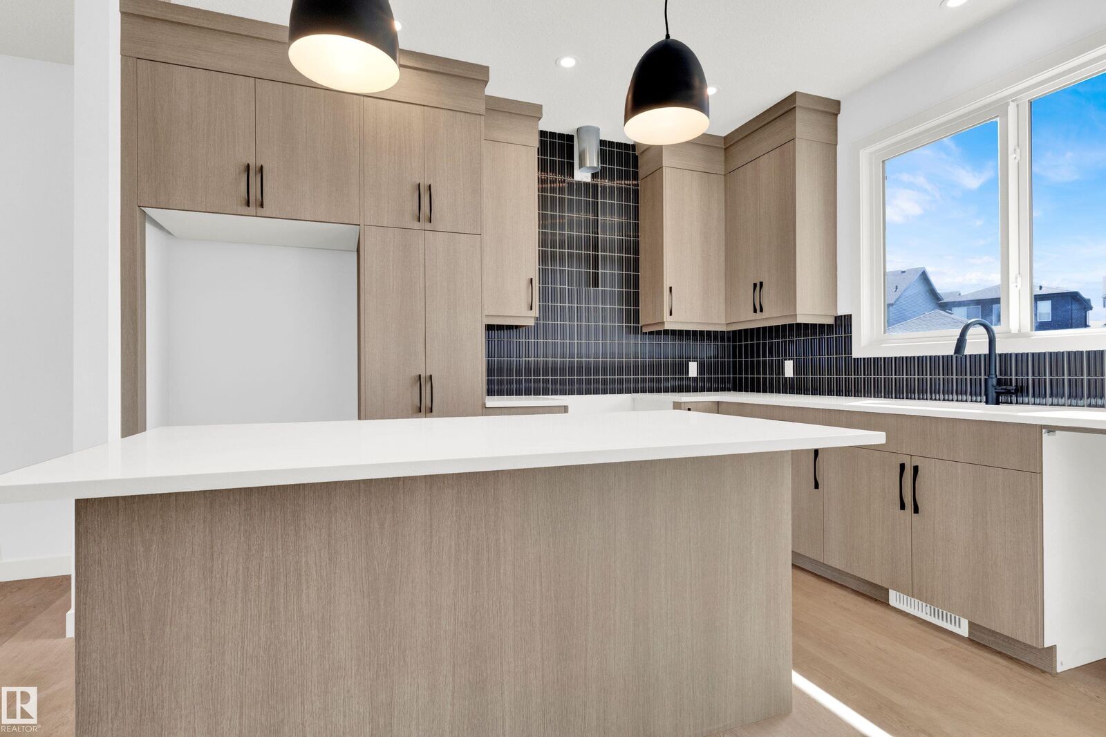 Photo de la propriété: 266 Paterson Link SW AB T6W 5V3