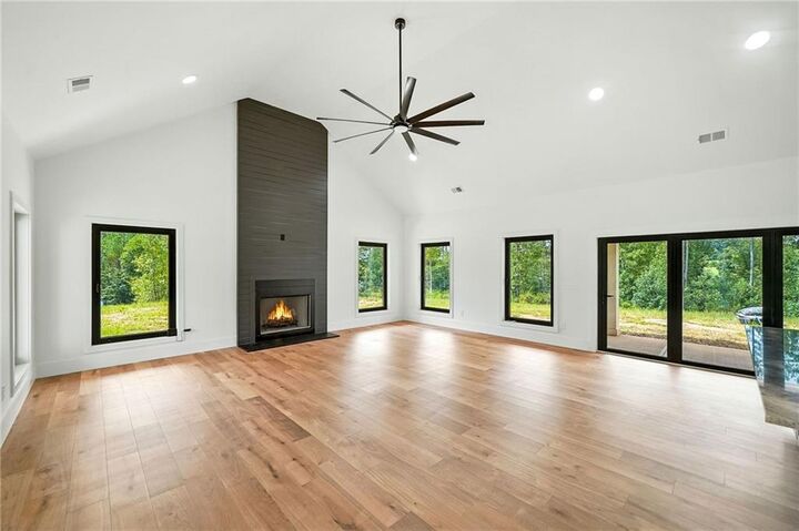 Property Photo: 502 Tatum Road GA 30175