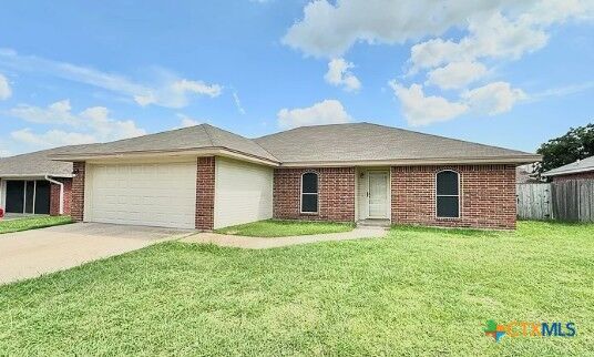 Property Photo: 2010 Sandstone Drive TX 76549