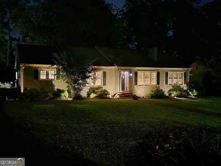 Property Photo:  142 Griffin Drive  GA 30117 