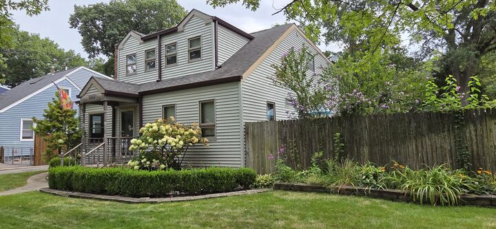 Property Photo: 1025 N Vanderburg Street IN 46403