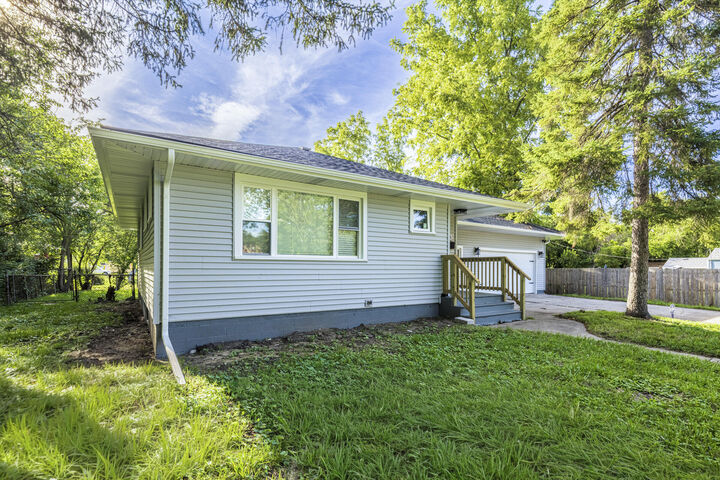 Property Photo: 5136 Carolina Street IN 46409