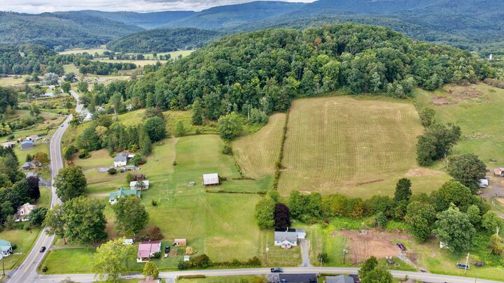 Property Photo: 12579 W Midland Trl WV 24931